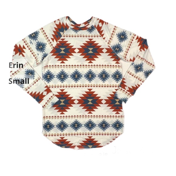 LuLaRoe Tops - LulaRoe Erin Raglan Sleeve Aztec Print Top 1615